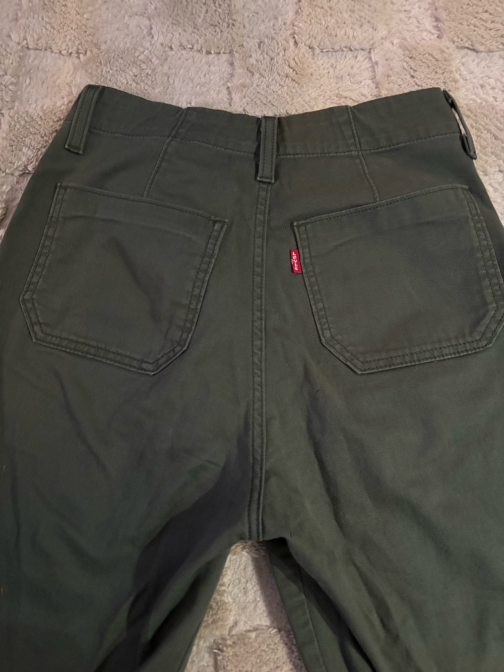 Levi's Olive Green Straight Leg Women's Pants - Picture 5 of 6